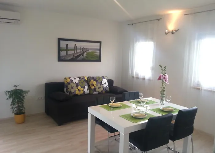 Apartments Levanat
