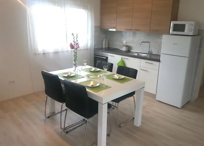 Apartments Levanat